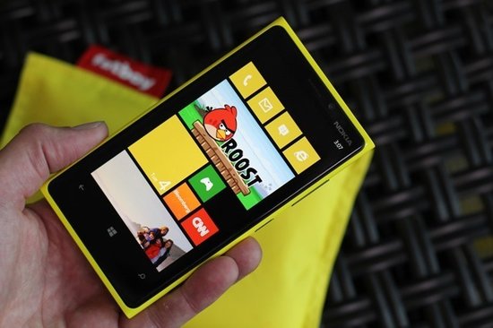 诺基亚Lumia920港行价格曝光约合人民币4000元左右