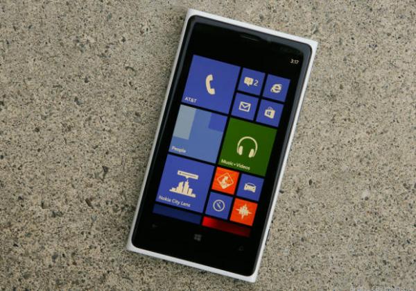 诺基亚Lumia 920美国打折销售 降了60美元