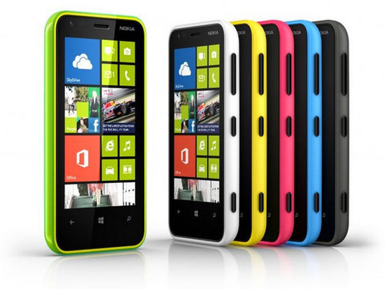 诺基亚Lumia620港行开卖 售价1839六种颜色