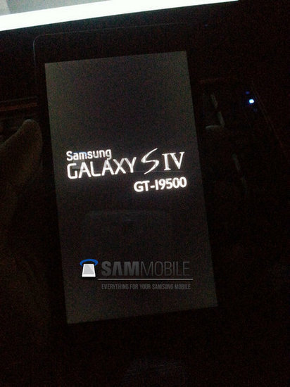 三星GALAXY S4真机终极配置首次曝光