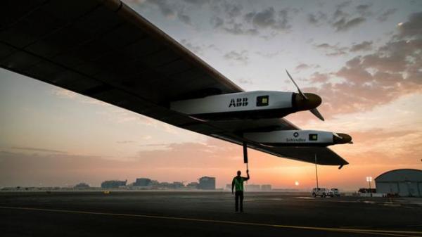 人类首次太阳能飞机环球飞行3月启动