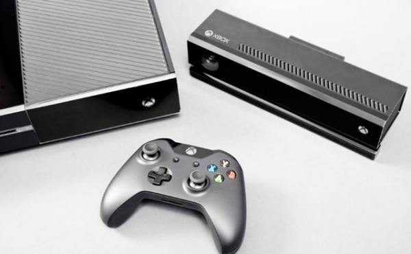 微软Xbox One游戏机:老游戏终于能玩了 