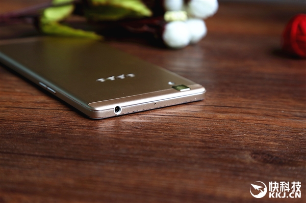 OPPO R7s真机图赏