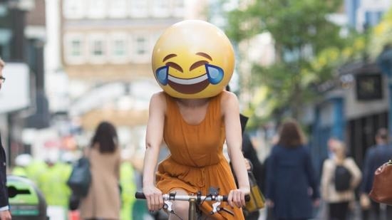 2015全球使用最多的emoji表情符原来是它