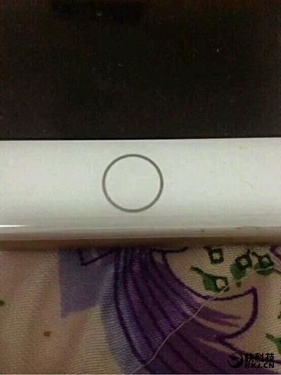 iPhone 7白色版真机大曝光 Home键亮了！