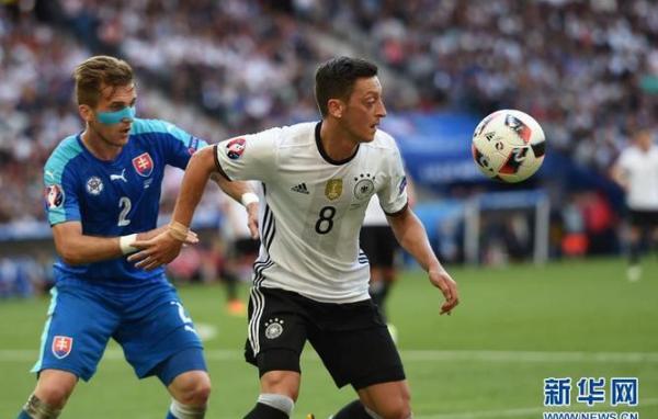 欧洲杯德国3-0胜 德国战车强势碾压