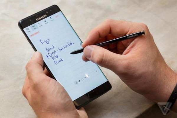 充电会爆炸？三星将在全球范围内召回Galaxy Note 7
