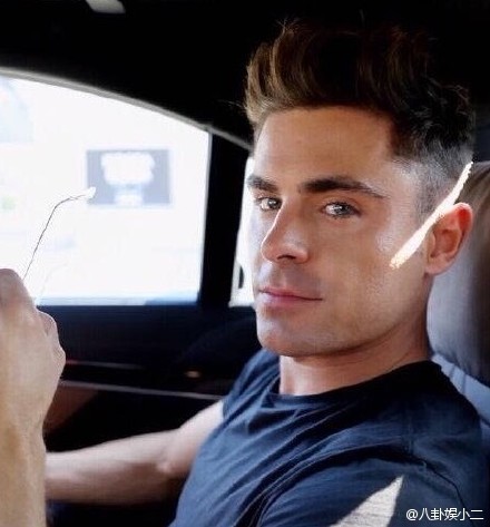 霉霉新恋情曝光 抖森成为过去的歌 新男友为歌舞青春男主Zac Efron