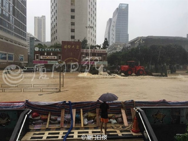 福州暴雨过后都被淹了 这家地下餐厅竟躲过一劫