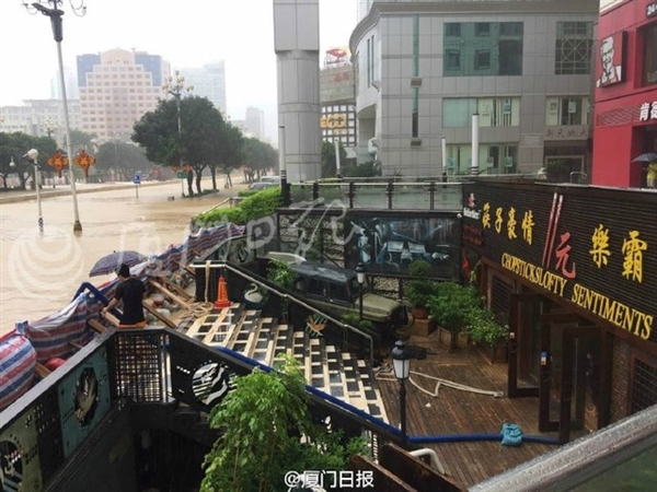 福州暴雨过后都被淹了 这家地下餐厅竟躲过一劫