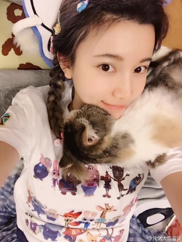 张靓颖妈妈爆出小三吴思萧冯轲录音 称吴思潇的猫暴露了她和冯轲奸情