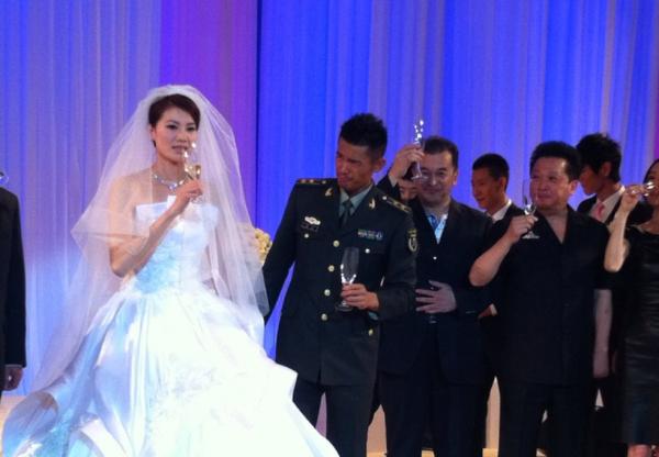林丹谢杏芳结婚宣誓美好瞬间回忆视频_林丹曾说我会永远爱你谢杏芳【视频】