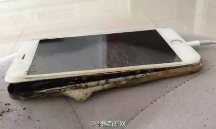 苹果手机iphone6也爆炸了？！原装充电器正常充电也爆炸！