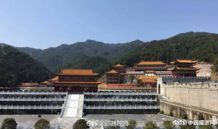 华东交通大学理工学院10亿打造豪华校区 网友笑称：上课就是上朝