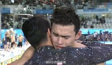 2017游泳世锦赛孙杨800米自无缘奖牌 哭着说我游不动了【视频】