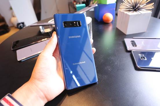 三星Galaxy Note 8发布：后置双摄像头 S Pen的华丽