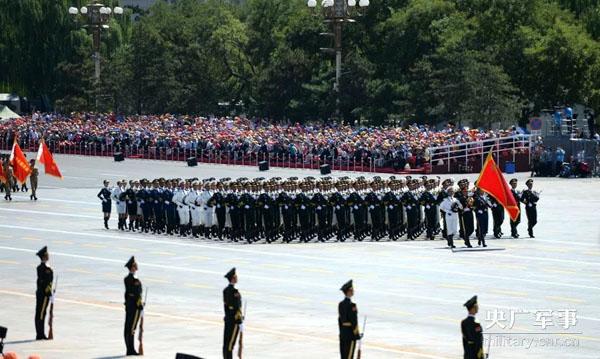 70周年阅兵档案:第一次举行抗战胜利日阅兵 盘点新中国大阅兵震撼画面