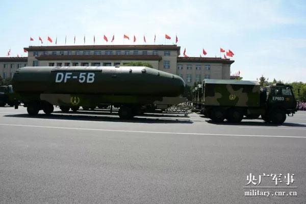 70周年阅兵档案:第一次举行抗战胜利日阅兵 盘点新中国大阅兵震撼画面