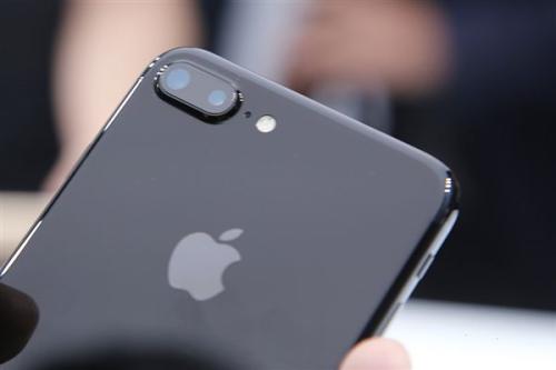 iphone打电话不能上网怎么解决 iphone设置通话不断网方法