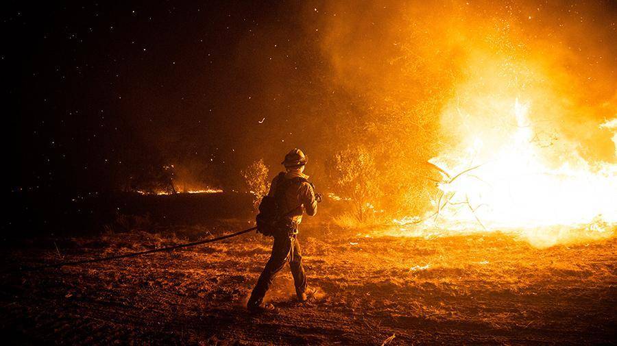美国俄勒冈州城镇被染红，美国火灾最新消息情况如何？