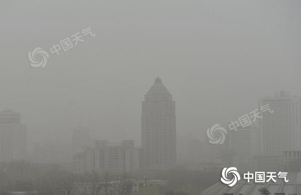 中东部局地降温猛烈 南方大规模强降雨伴有强对流