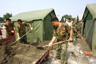 甘肃震区群众用上了解放军的野战帐篷_震区第一夜群众用上了解放军的野战帐篷，野战帐篷搭建方法