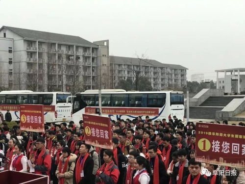 400名大学生回曹县小镇卖马面裙_马面裙火爆背后的曹县破圈记：一年前就全面投入生产 5公里内完成一条裙子全环节丨城势