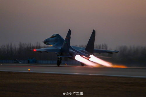 空军航空兵跨昼夜飞训大片_战鹰振翅！战机跨昼夜飞训高清大片