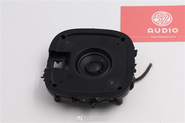 两款爆品迷你智能音箱拆解对比：天猫精灵方糖、小爱mini