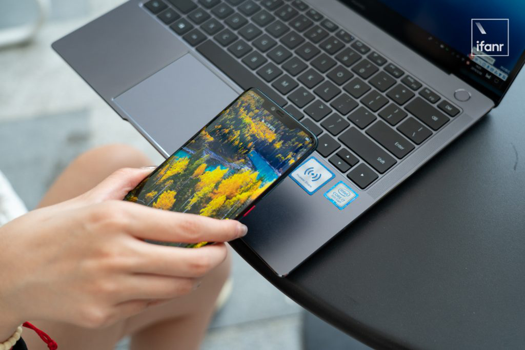 2019 款 MateBook X Pro 评测：手机厂商做电脑会有何不同？