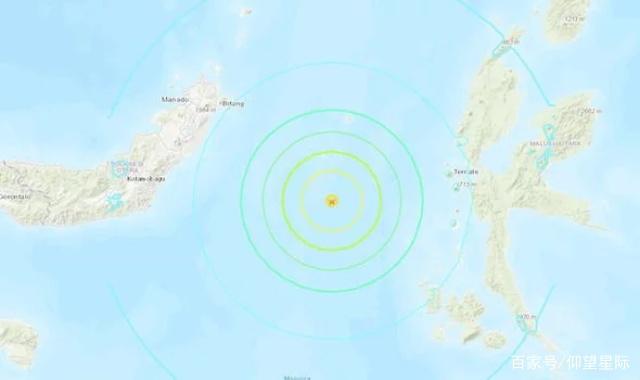 印尼7.1级引发了海啸预警这是什么情况？印尼发生7.1级20多万的人们逃到地势较高的地方？