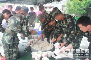 震区村民说4点起床看到武警还在巡逻_震后第一夜 探访安置点