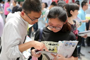 福利院长大的女孩高考过二本线想当老师_视频｜昆明市儿童福利院女孩考上本科 临别前夕老师们送上温暖祝福