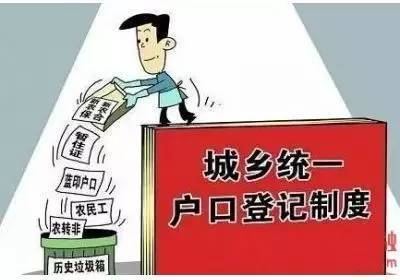 专家称民以食为天要改改了_猪肉价格持续7元，专家预估可能还会走低，养殖户改如何生存？