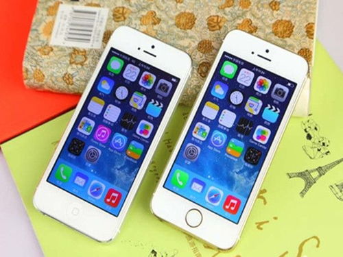 iPhone5S真就是CCD平替_这台十年前的iPhone，冲上了热搜前五