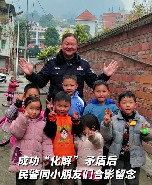 小孩哥教科书式报警救自己_永平“小孩哥”跌落步道水沟 “教科书式”求救获消防点赞