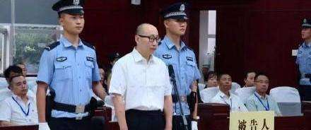 保时捷女司机所长丈夫已被相关单位停职？所长丈夫被停职原因让人意想不到？