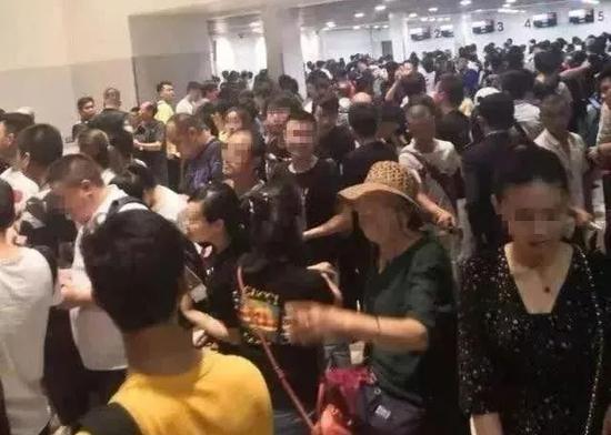 7天近10万中国人撤离柬埔寨？事实是这样的