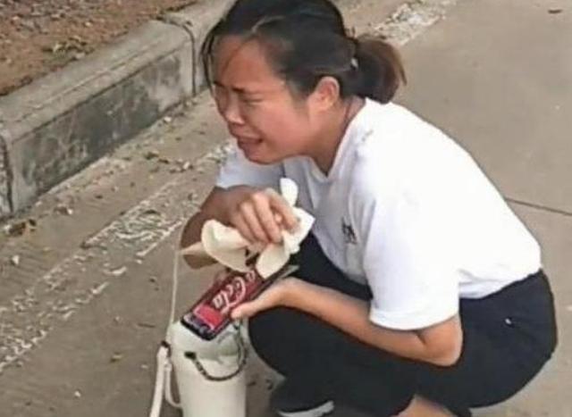 女子考科二挂了九次，教练给出以下建议