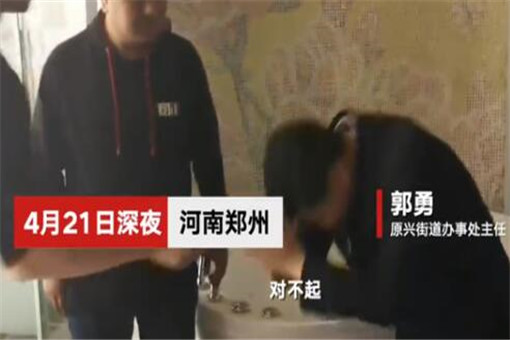 记者被打送还手机被刷机什么情况？4名男童被埋事件真相还另有隐情吗？