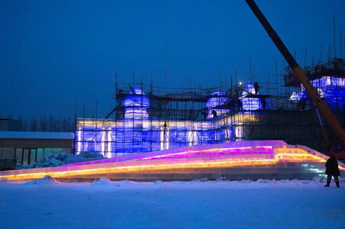 哈尔滨冰雪大世界43米主塔封顶_2023年哈尔滨冰雪大世界主塔建设进展（持续更新）