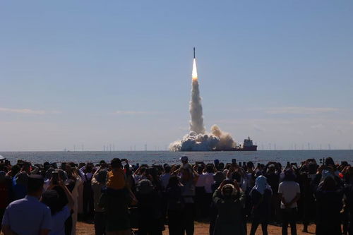 八颗卫星在山东海阳拼车上太空_八颗卫星在烟台海阳“拼车”上太空 第十三次海上发射任务取得圆满成功