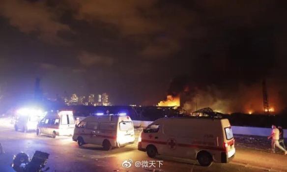 黎巴嫩证实2700吨爆炸 黎巴嫩妻女在爆炸中受伤 黎巴嫩突发爆炸