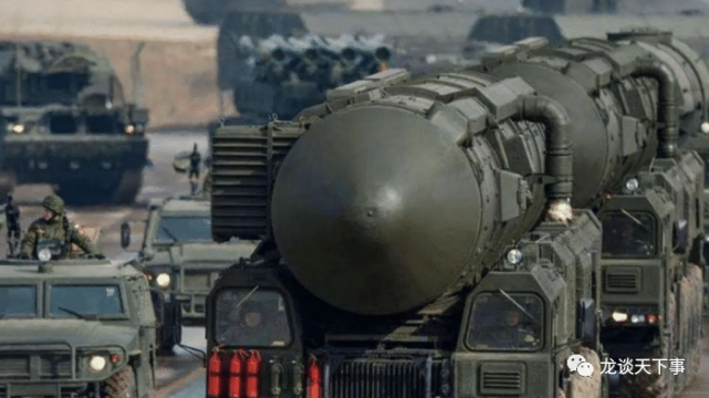 俄方回应德国防长威胁使用核:去问问,对俄强硬的后果是什么