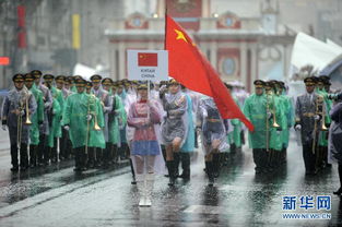 解放军军乐团莫斯科街头排演_唢呐一响，中国军乐燃爆莫斯科红场